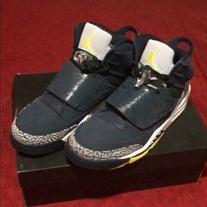 Jordan Son Of Mars (Armory Navy/Electrolime-White)